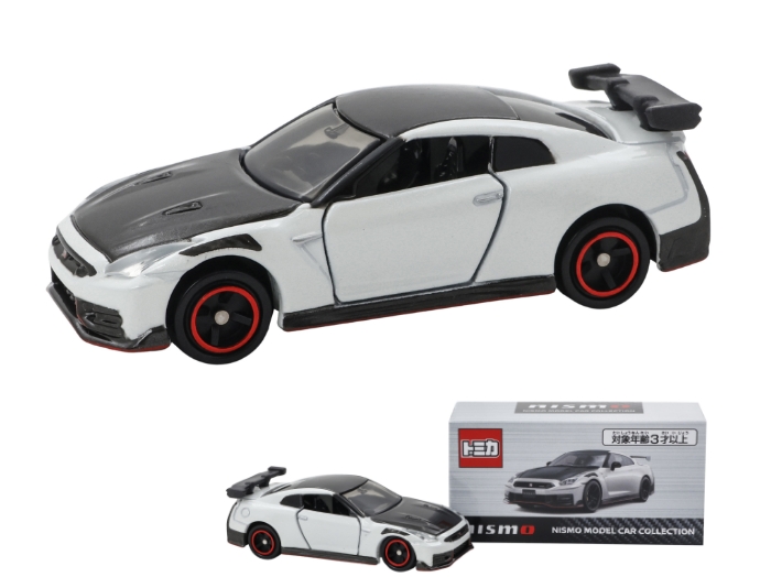 【抽選販売】トミカ NISSAN GT-R NISMO (Brilliant White Pearl)