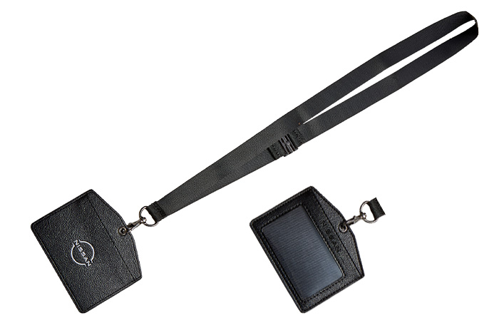 s*h様 【シリアルNo付き】日産 GT-R カーボンファイバー アタッシュ