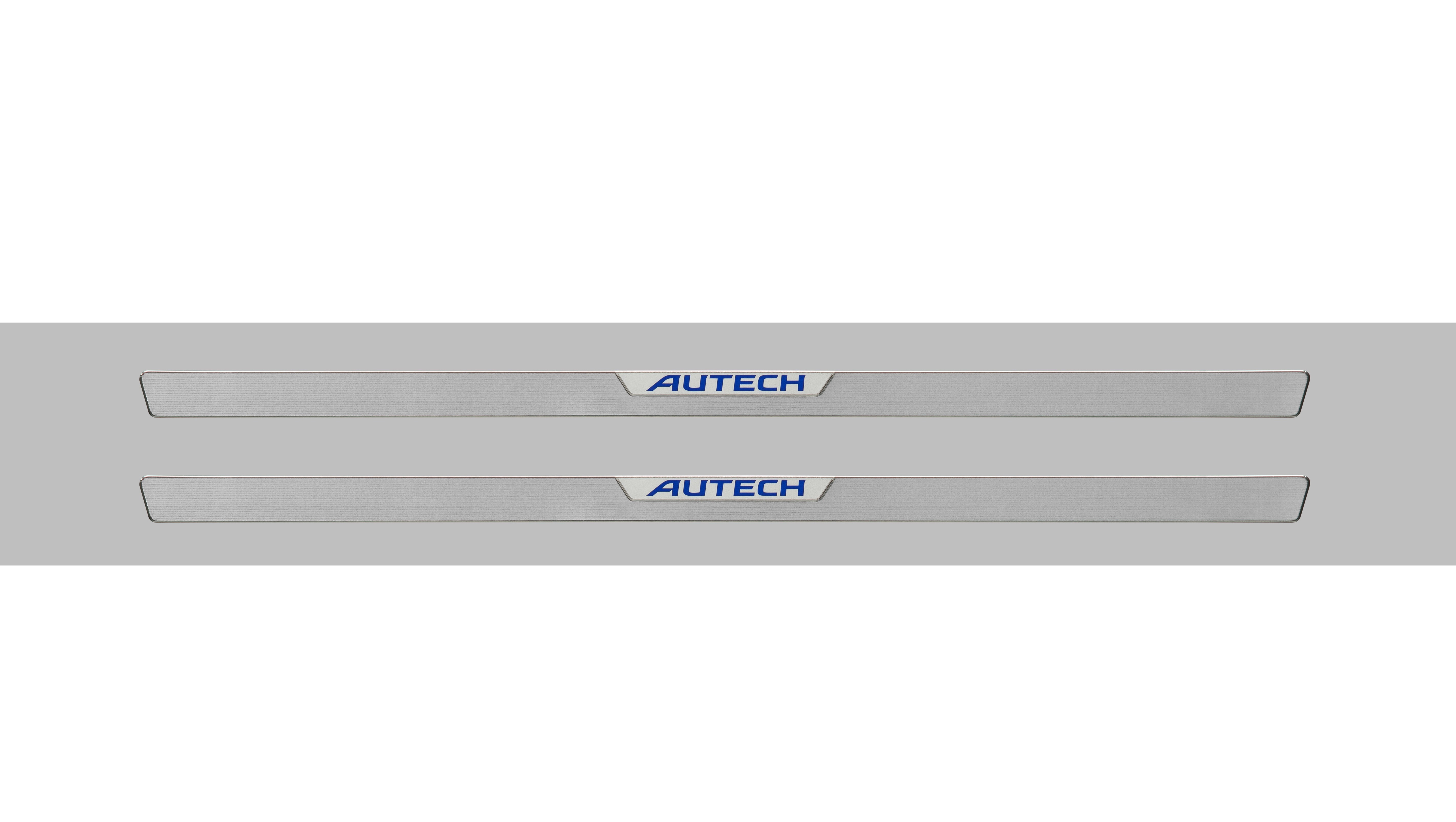 オーテック純正 日産オンラインショップ：AUTECH ドアステップアクセントプレート(ロング)