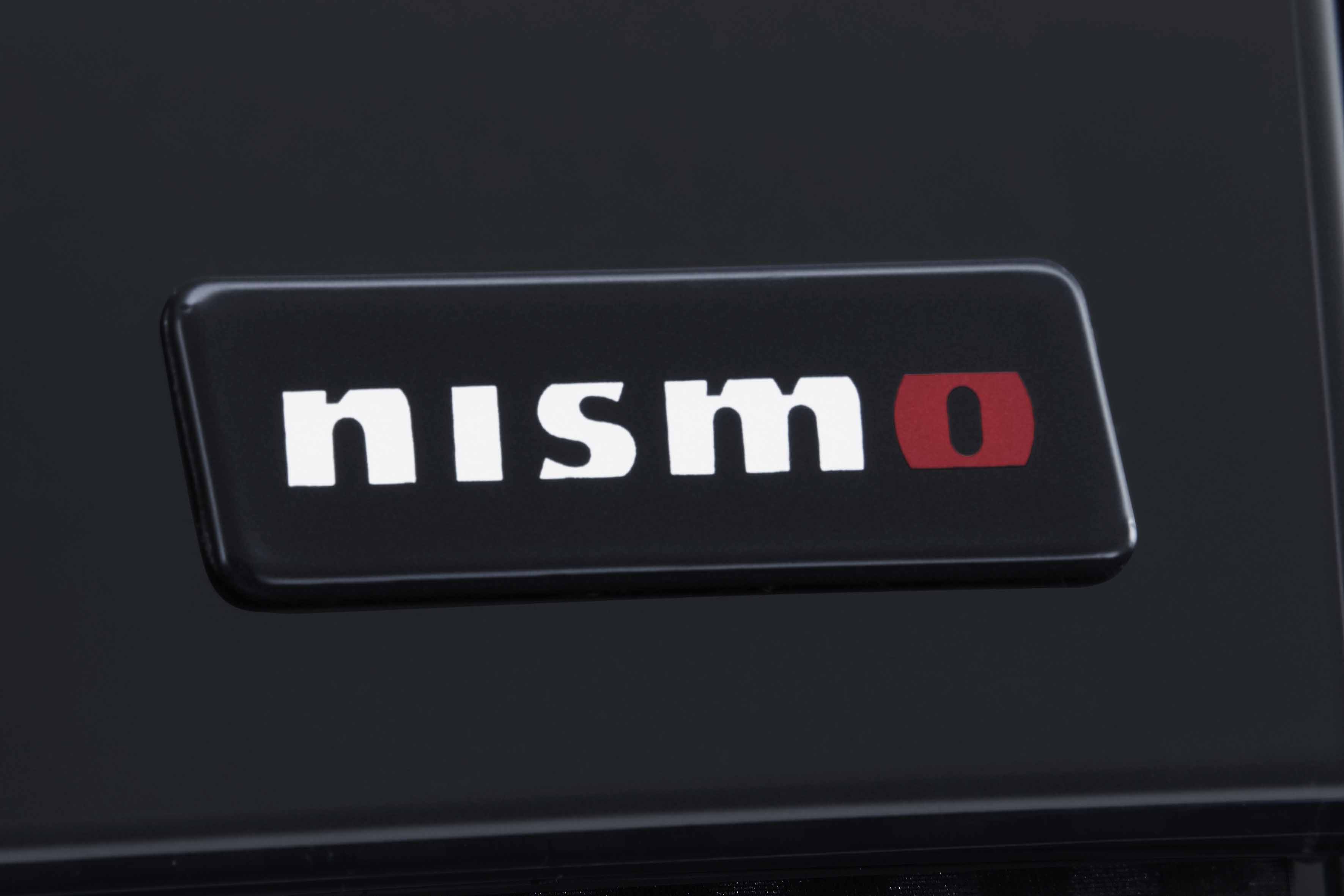 日産オンラインショップ：プラスチックバイザー エクストレイル(T33)全車