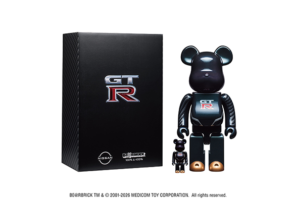 ベアブリック　GTR 日産オンラインショップ：NISSAN GT-R BE@RBRICK 100%&400%